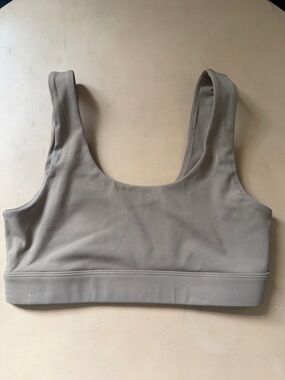 P’tula — Sports Bra Taupe